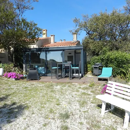 Appartamento 2 Pieces 4 Pers Avec Parking Et Espace Exterieur Au Lavandou - Fr-1-251-792 Le Lavandou